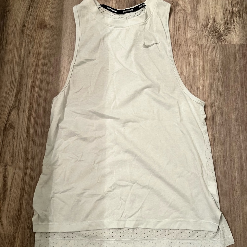 Nike women’s small dri-fit tank